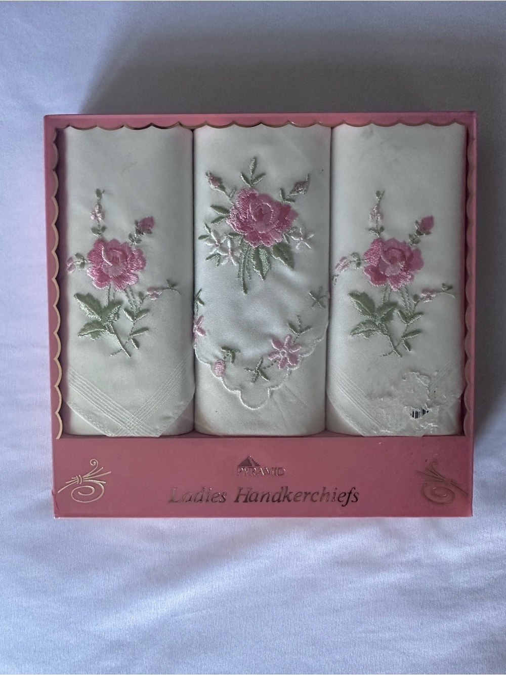 Vintage Pyramid by Tootal Ladies Cotton Handkerchief Set Embroidered Floral NIB